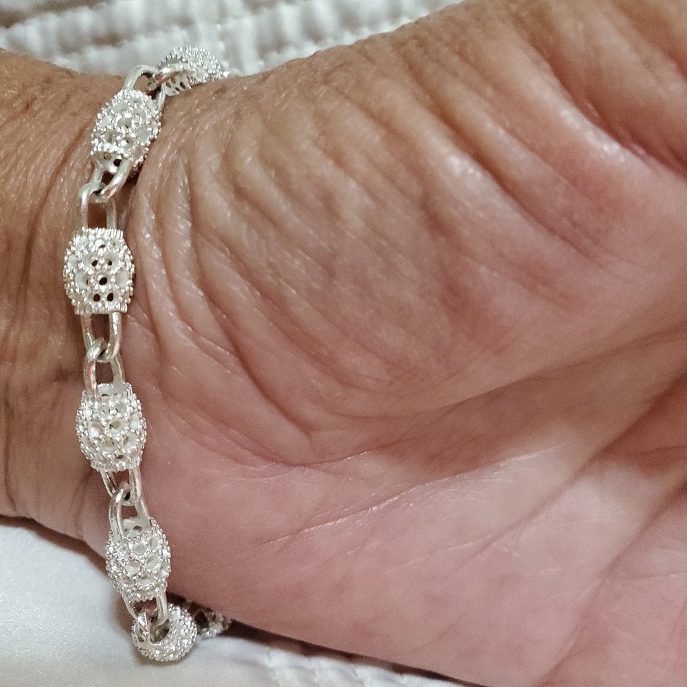 Bracelet - Picture 3 of 4